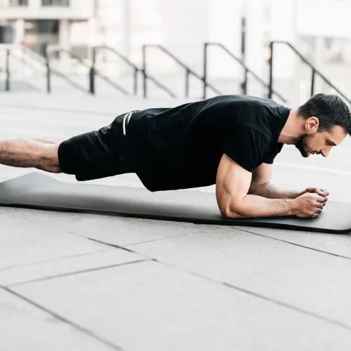 7 exerciții eficiente pentru îmbunătățirea posturii