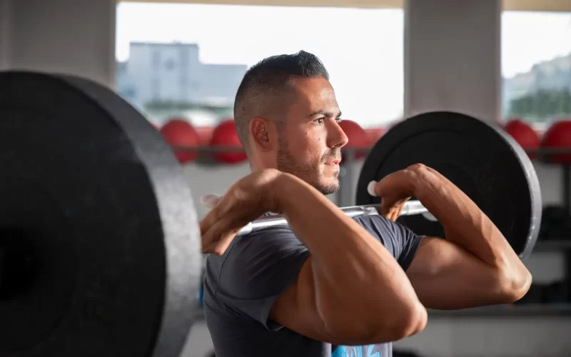 Crossfit la potențial maxim: Strategii pentru a evita epuizarea și a-ți maximiza rezultatele