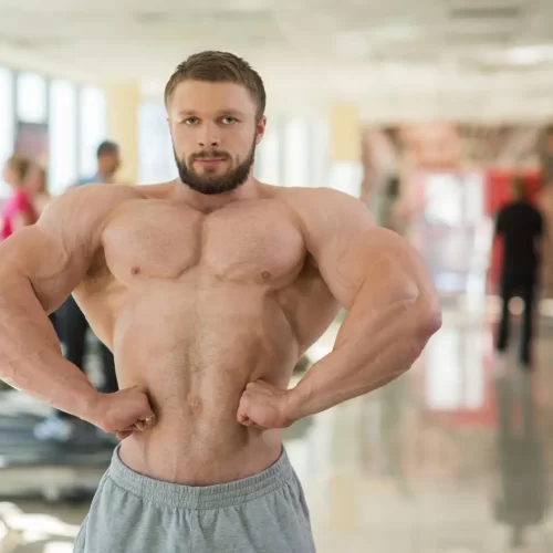 Ghid complet pentru creșterea masei musculare: Strategii de antrenament, nutriție și recuperare