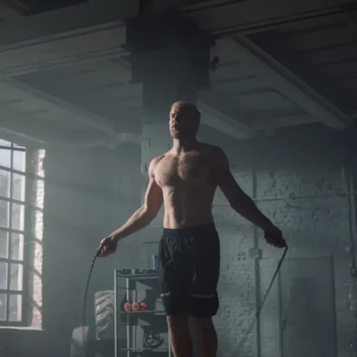 Saritul corzii. 15 beneficii reale pentru sanatate.