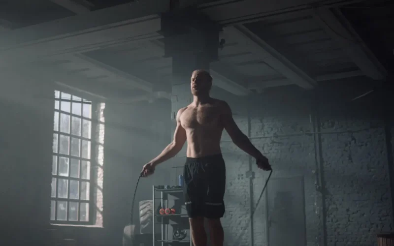 Saritul corzii. 15 beneficii reale pentru sanatate.