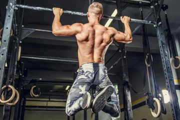 Exerciții spate: Top 7 mișcări pentru un spate masiv
